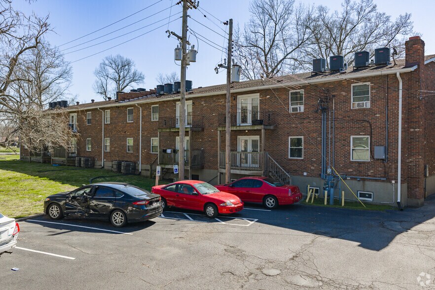 More Photos Of 7300-7310 Southside Dr, Louisville Apartments For Sale