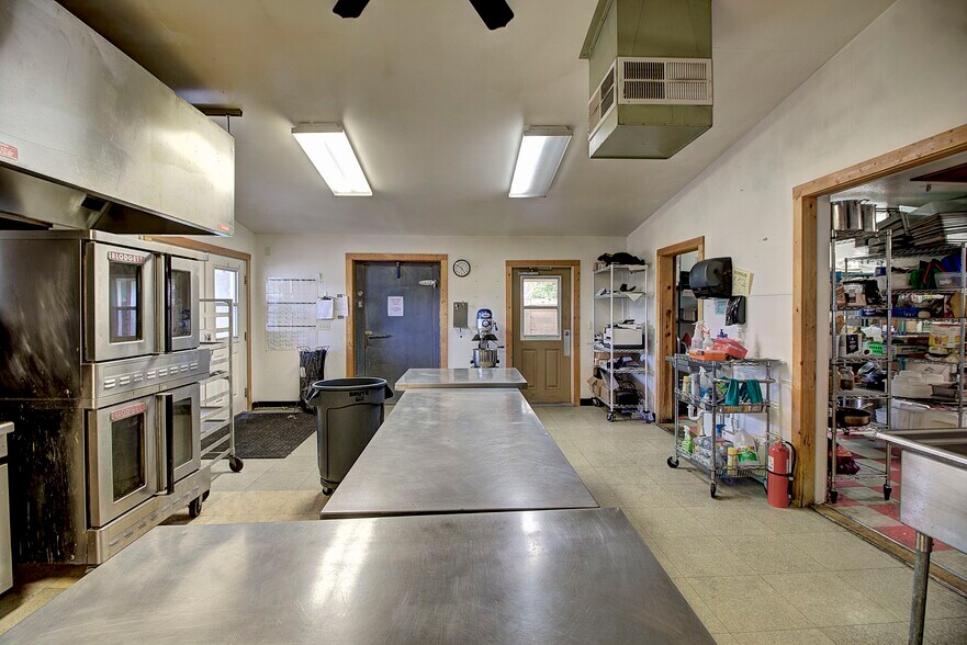 More Photos Of 700 9th St W, Columbia Falls Restaurant For Sale