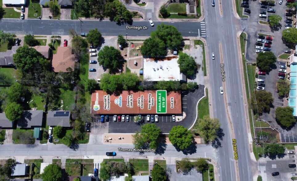 More Photos Of 8103 Brodie Ln, Austin Freestanding For Lease