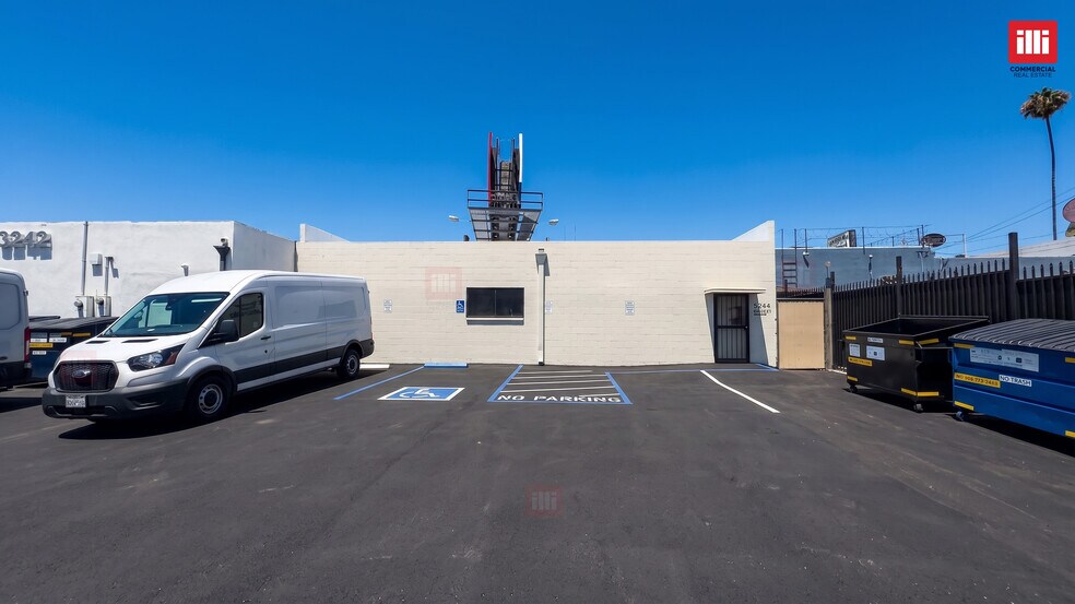 More Photos Of 5244-5248 Van Nuys Blvd, Sherman Oaks Storefront Retail Office For Lease