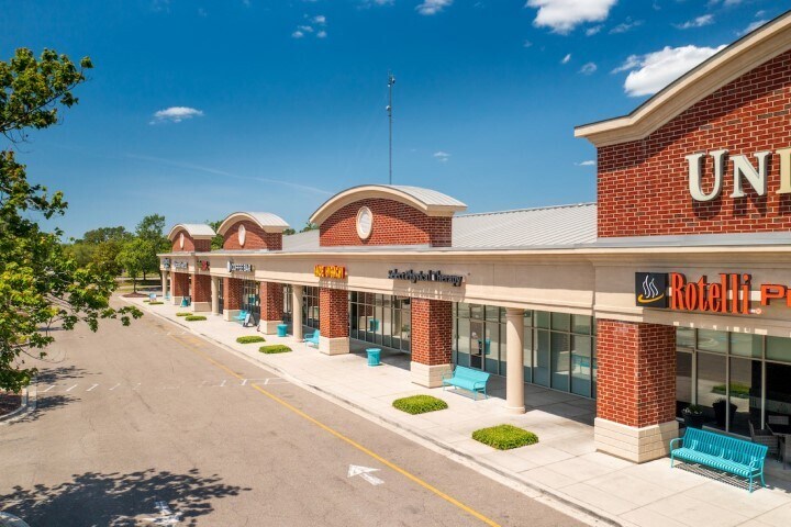 More Photos Of 201 Graduate Rd, Conway Storefront For Lease