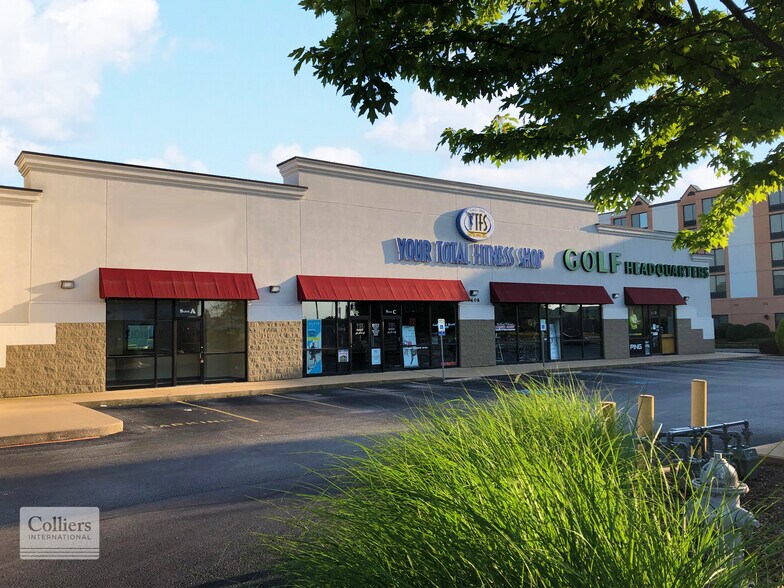 More Photos Of 4608 W Walnut St, Rogers General Retail For Lease
