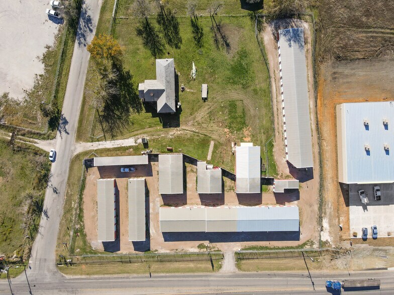 More Photos Of 8813 State 171 Hwy, Godley Self Storage For Sale