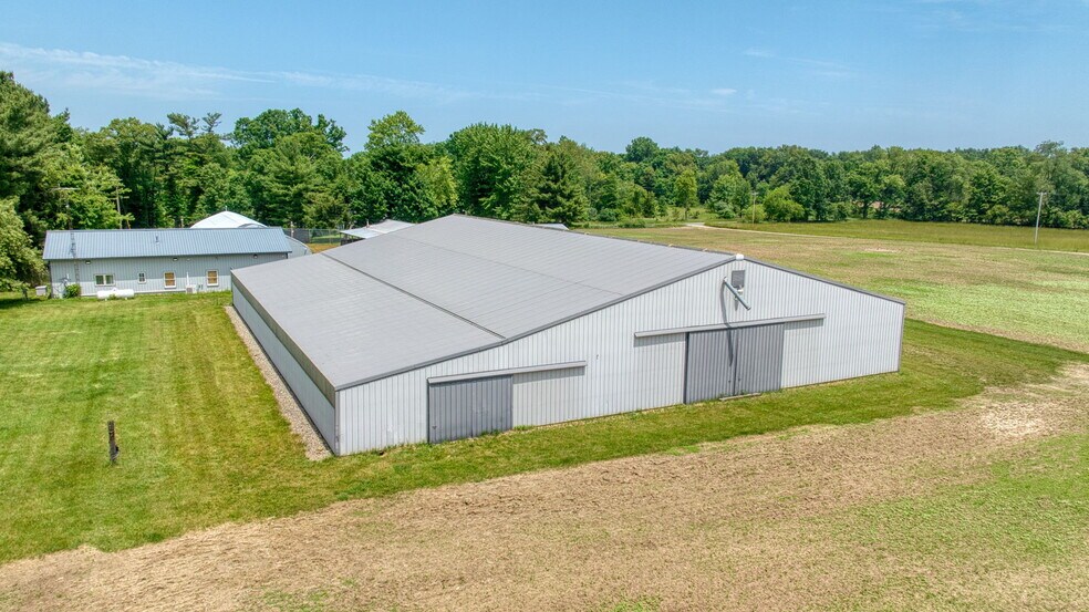 More Photos Of 15379 Howard Rd, Hanover Flex For Sale