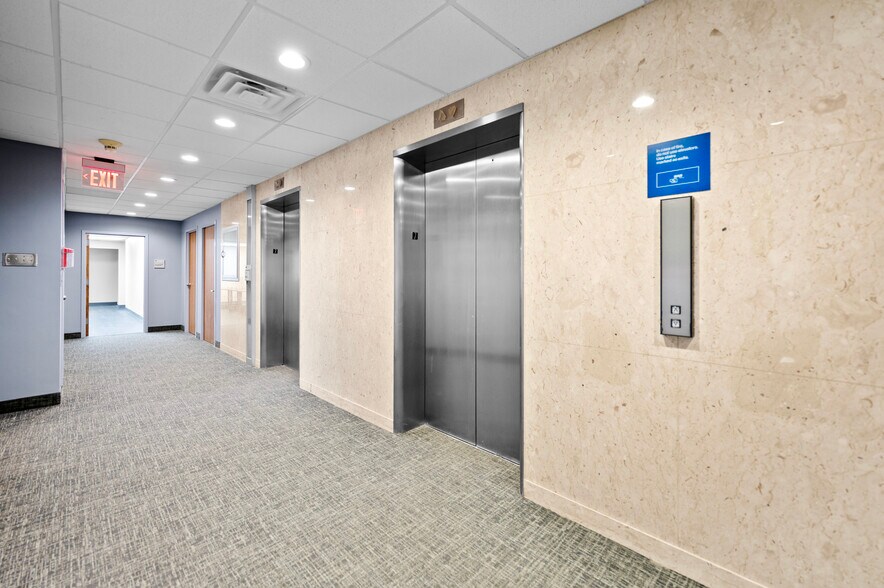 More Photos Of 500 N Water St, Corpus Christi Office For Lease