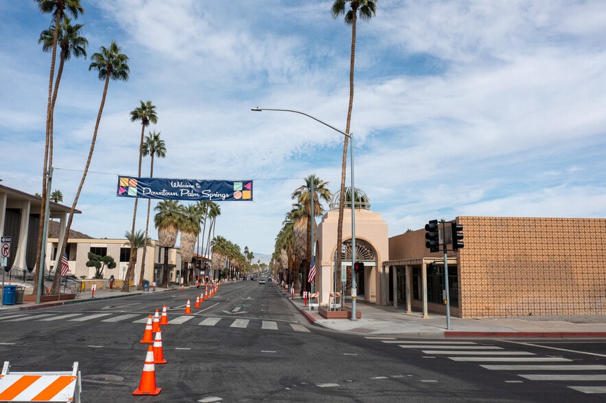 More Photos Of 490 S Palm Canyon Dr, Palm Springs Freestanding For Sale