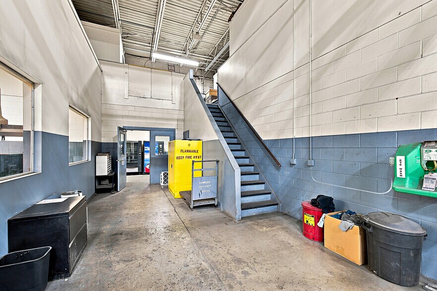 More Photos Of 33842 James J. Pompo Dr, Fraser Manufacturing For Sale
