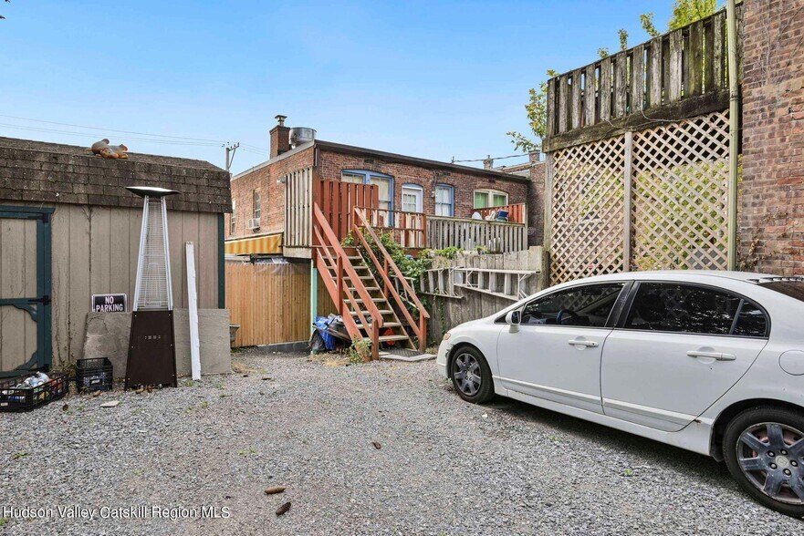 More Photos Of 97 Abeel St, Kingston Storefront Retail Residential For Sale