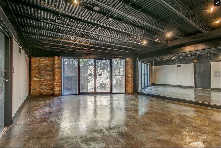 More Photos Of 1801 Laws St, Dallas Office Residential For Lease