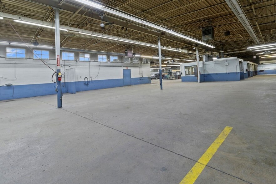 More Photos Of 1301 S 6th St, Noblesville Manufacturing For Sale