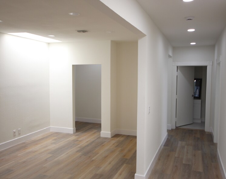 More Photos Of 340 Cumberland St, Pittsburg Office For Sale