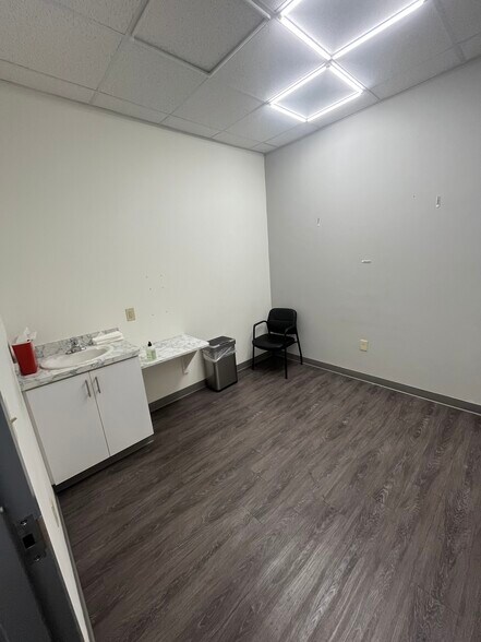 More Photos Of 7247-7269 Center St, Mentor General Retail For Lease