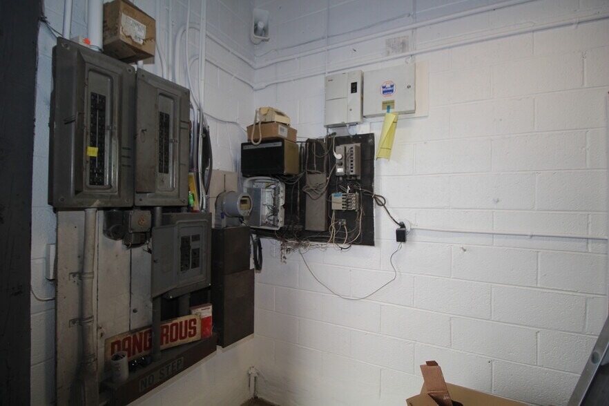 More Photos Of 27 Brooks Ave, Morrisville Service For Lease