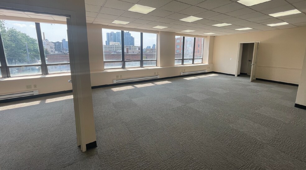 More Photos Of 9-17 43rd Ave, Long Island City Industrial For Lease