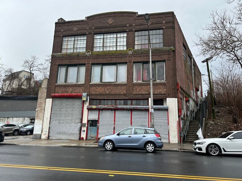 More Photos Of 197 S Broadway, Yonkers Warehouse For Sale