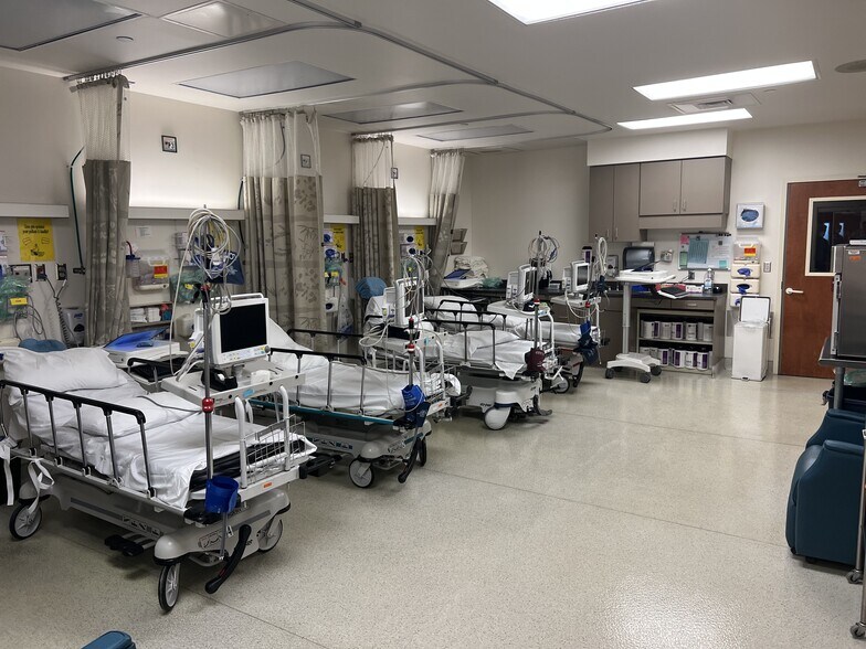 More Photos Of 110 Med Tech Pky, Johnson City Healthcare For Lease