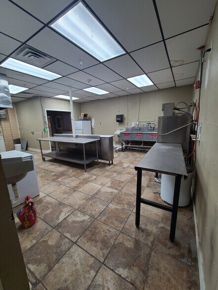 More Photos Of 2101 Avenue Q, Lubbock Apartments For Lease