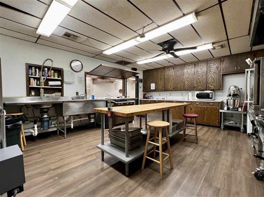 More Photos Of 524 Coolidge ave, Blackwell Specialty For Sale