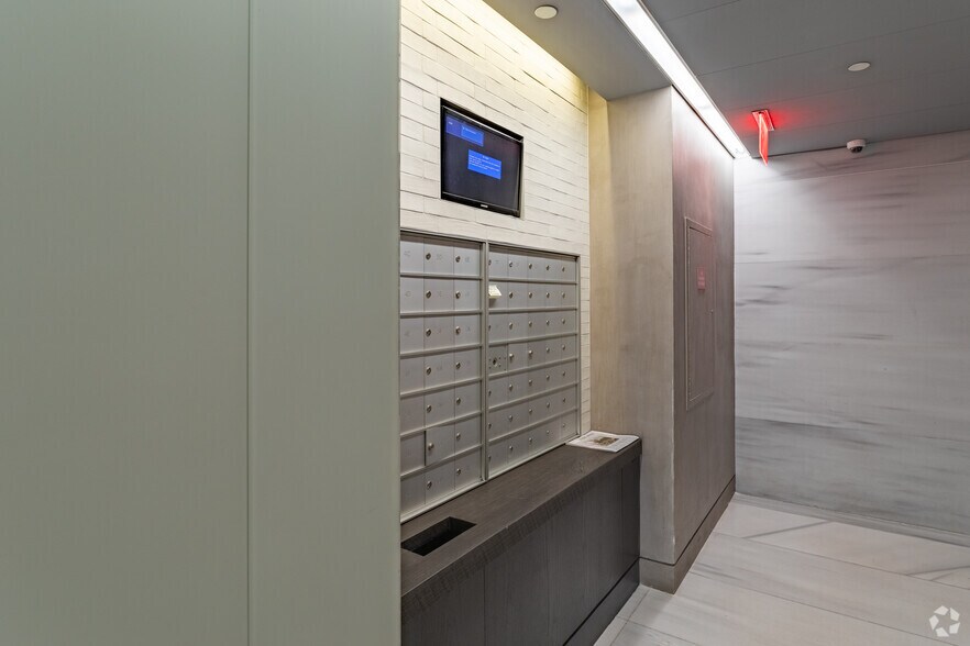 More Photos Of 261 W 28th St, New York Apartments For Sale