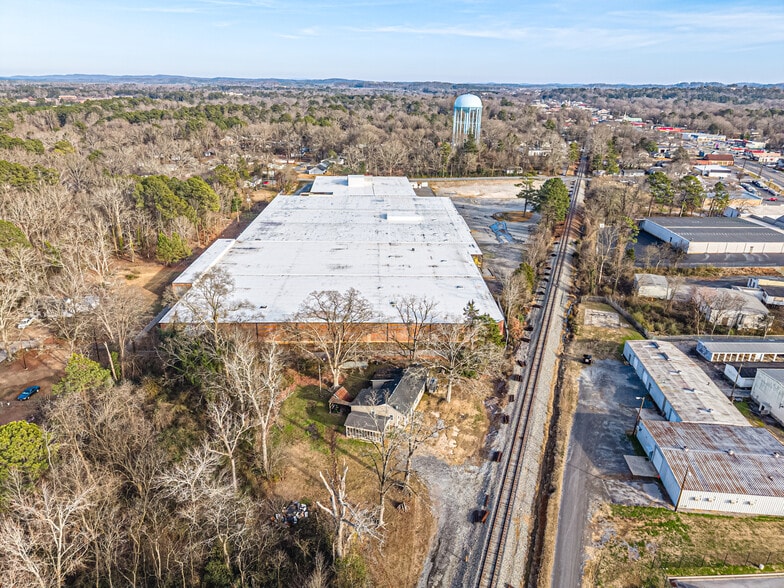More Photos Of 21 Kirton St, Rome Warehouse For Lease