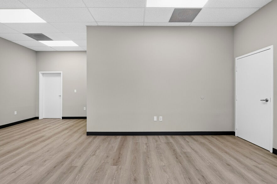 More Photos Of 3402 SW 26th Ter, Fort Lauderdale Warehouse For Lease