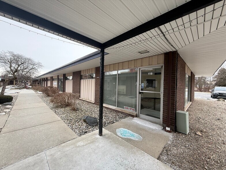 More Photos Of 118-124 Cole Rd, Monroe Medical For Sale