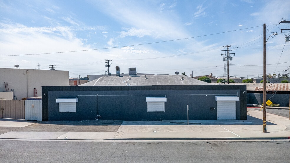 More Photos Of 8100 Electric Ave, Stanton Warehouse For Sale
