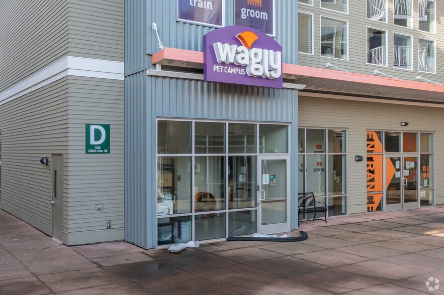 More Photos Of 639 156th Ave SE, Bellevue Freestanding For Lease