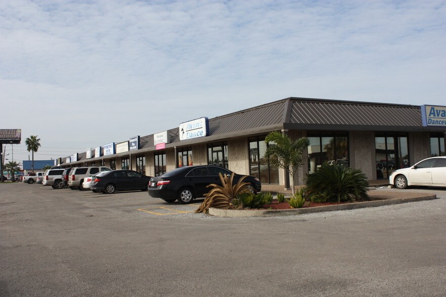 More Photos Of 6500 S Padre Island Dr, Corpus Christi Unknown For Lease