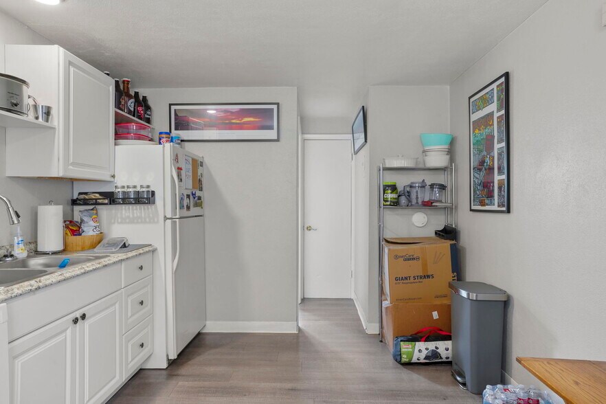 More Photos Of 3129 N El Paso St, Colorado Springs Apartments For Sale