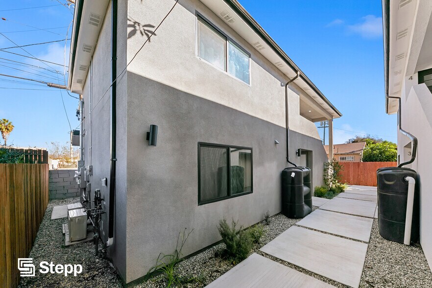 More Photos Of 3301 Obama Blvd, Los Angeles Apartments For Sale