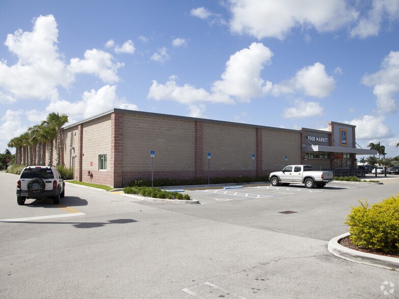 More Photos Of 33400 S Dixie Hwy, Homestead Unknown For Lease