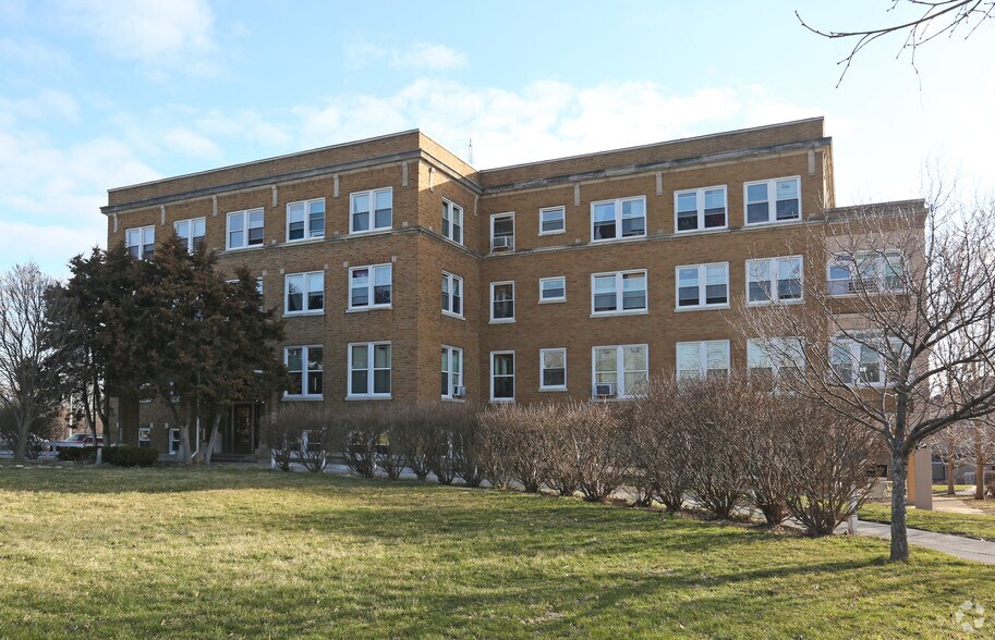 More Photos Of 1329 N Lake St, Aurora Correctional Facility For Sale