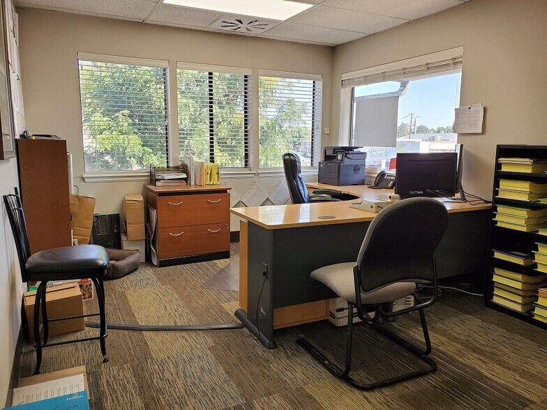 More Photos Of 1201 S Parker Rd, Denver Medical For Sale
