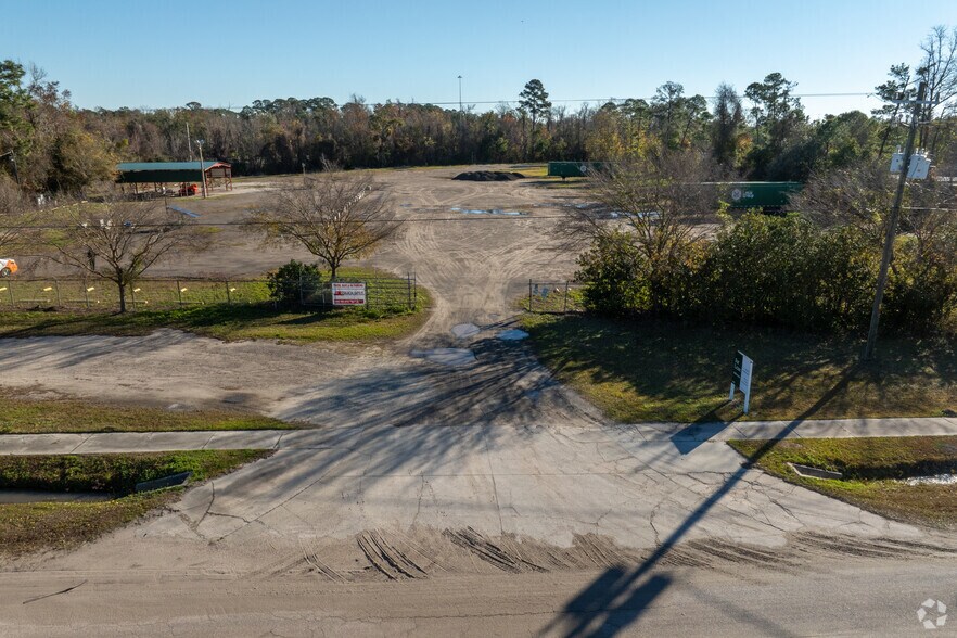 More Photos Of 11843 Camden Rd, Jacksonville Land For Lease