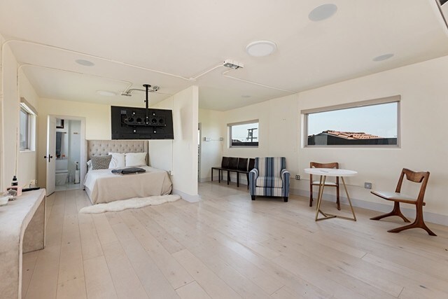 More Photos Of 124 N Townsend Ave, Los Angeles Loft Creative Space For Sale