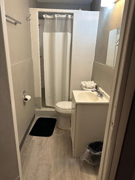 More Photos Of 7040 W 3rd St, Dayton Hospitality For Sale