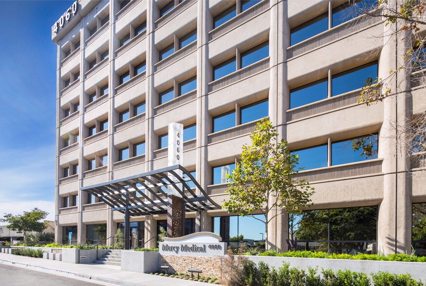 More Photos Of 4060 4th Ave, San Diego Medical For Lease