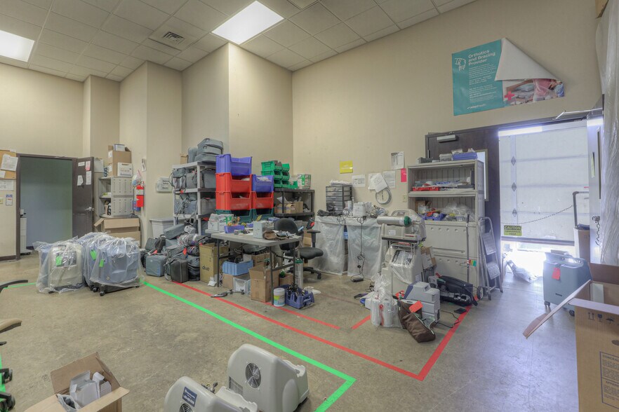 More Photos Of 1811 Charlotte Ave, Nashville General Retail For Sale