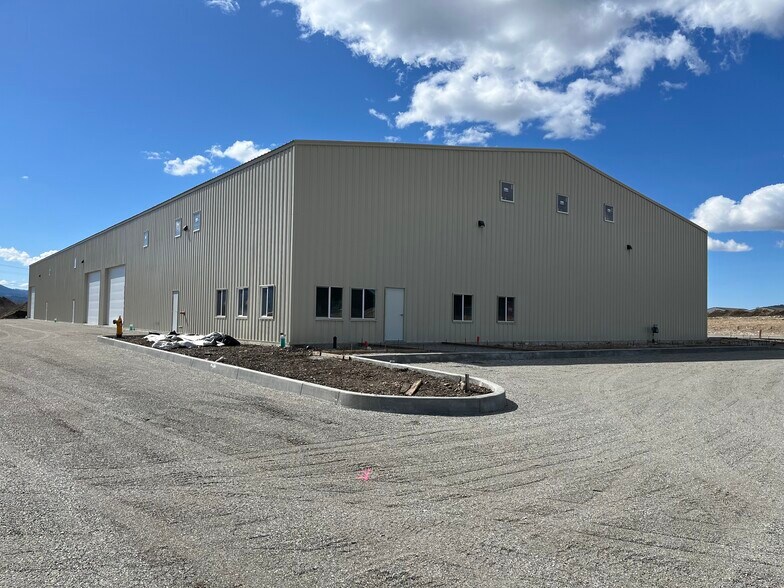 Primary Photo Of 16876 Tulip Ct, Post Falls Warehouse For Sale