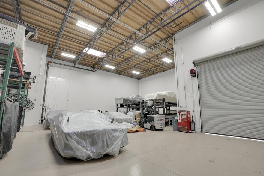 More Photos Of 4720-4790 Calle Carga, Camarillo Manufacturing For Sale
