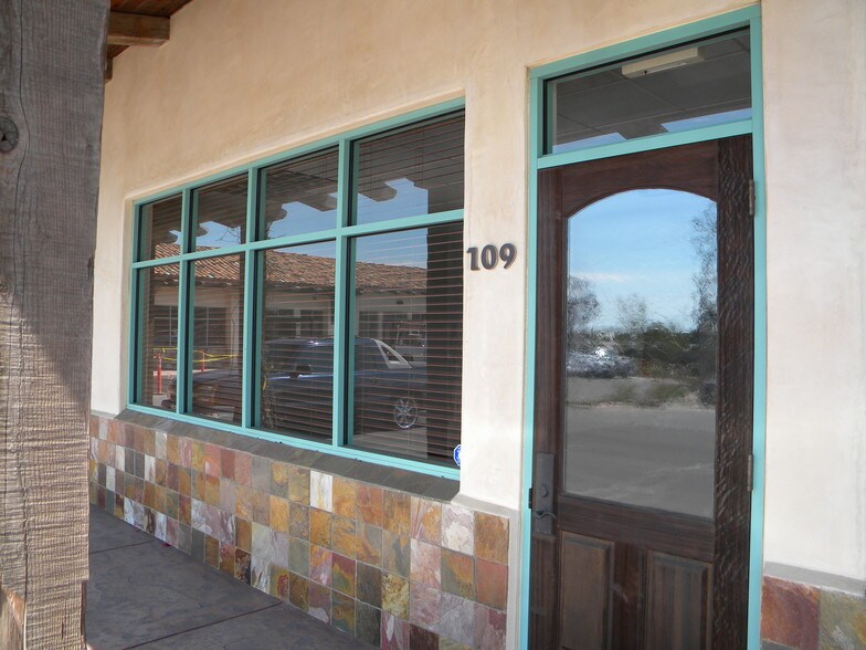 More Photos Of 2646 Santa Maria Way, Santa Maria Medical For Lease