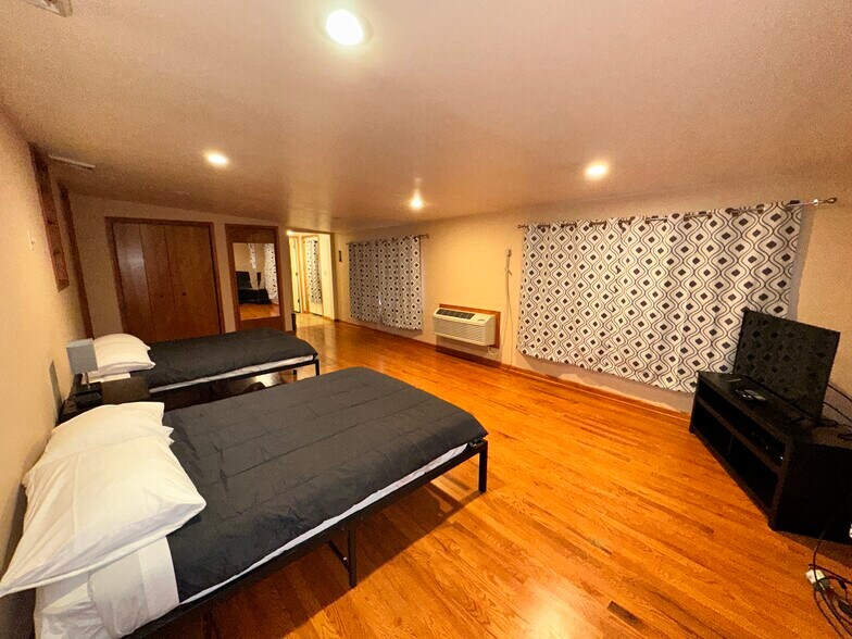 More Photos Of 9097 Allentown Blvd, Grantville Apartments For Sale