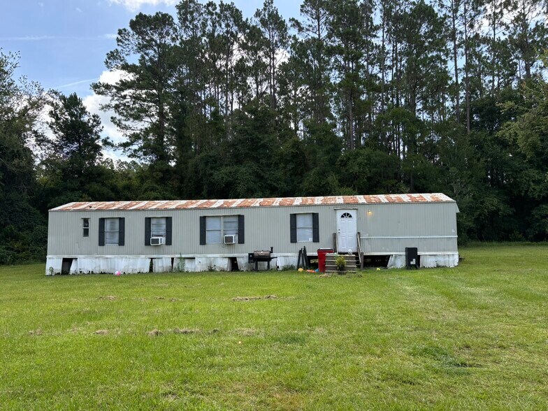 More Photos Of 53 Tranquil Ln, Waynesville Manufactured Housing Mobile Home Park For Sale