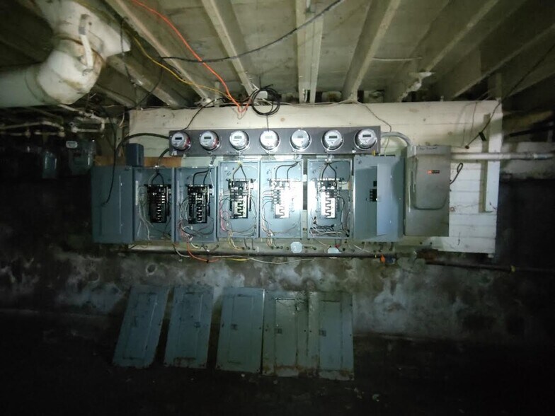 More Photos Of 1310 Bleecker St, Utica Apartments For Sale