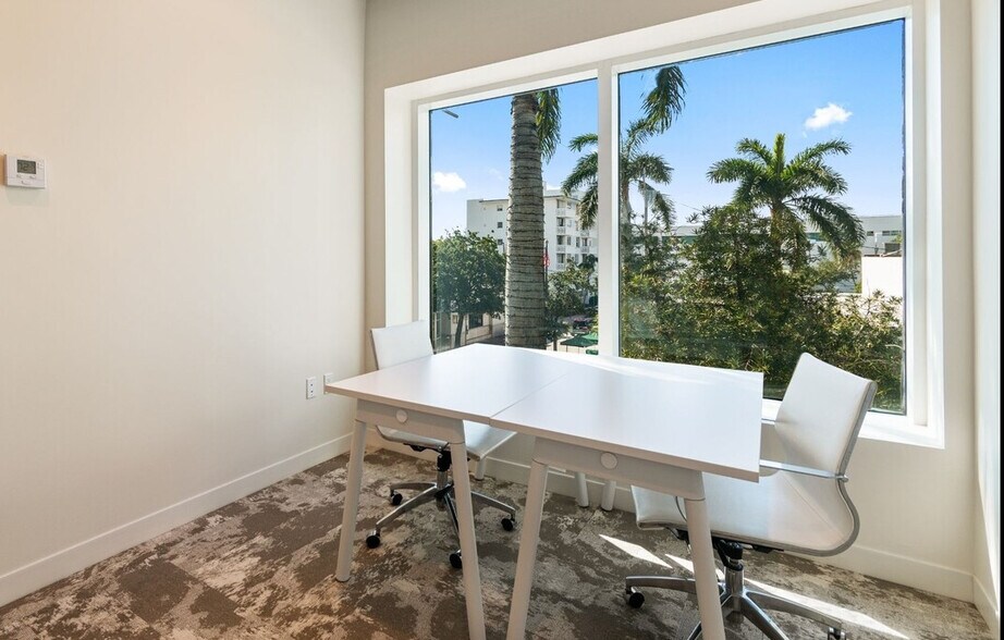 More Photos Of 820 W 41st St, Miami Beach Coworking Space