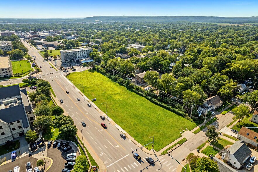 More Photos Of 1700 Anderson Ave, Manhattan Land For Sale