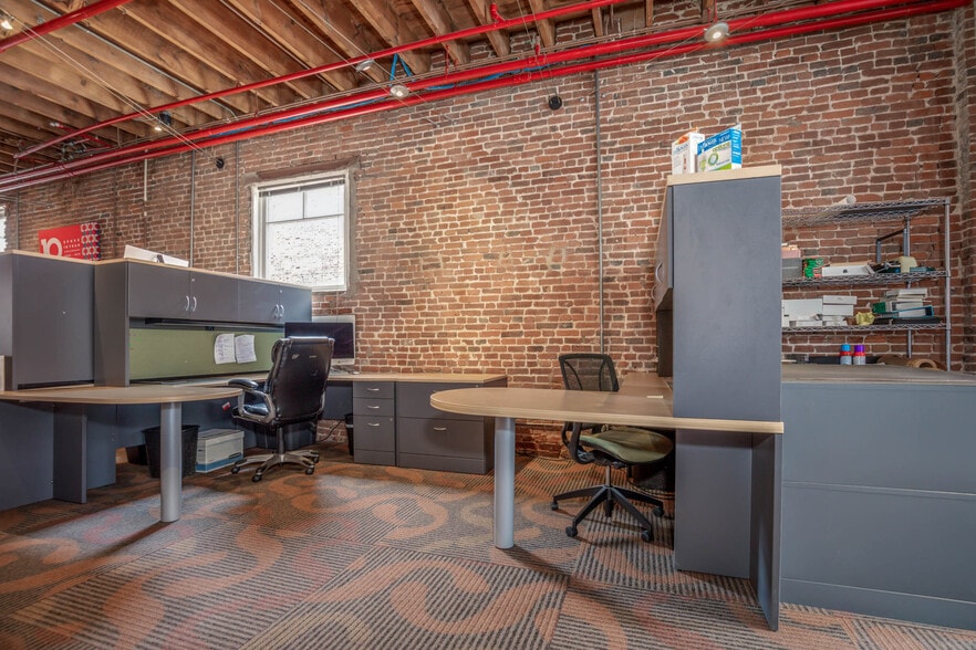More Photos Of 712 N 2nd St, Saint Louis Office For Lease