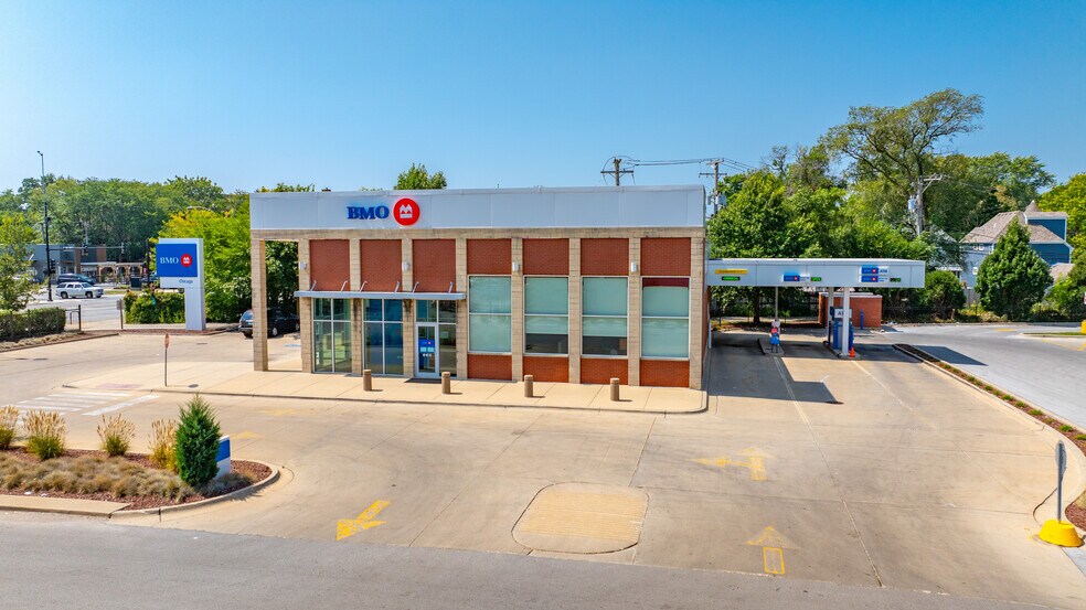 More Photos Of 1614 W 95th St, Chicago Bank For Sale