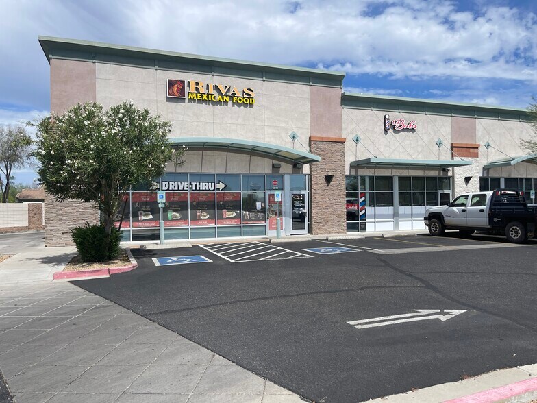 More Photos Of 15409 W Greenway Rd, Surprise Storefront For Lease